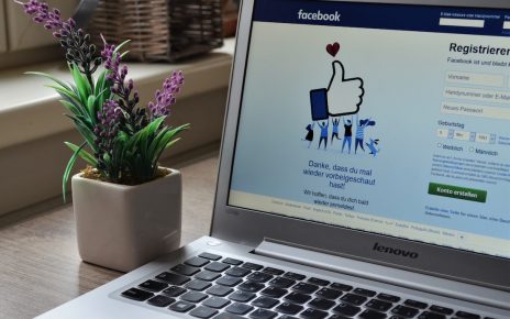 How to download Facebook video without an app | Techniqworld.com