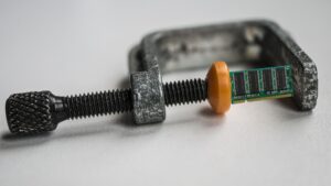 New Linux Tech Compresses Memory in RAM for 452x Speedup